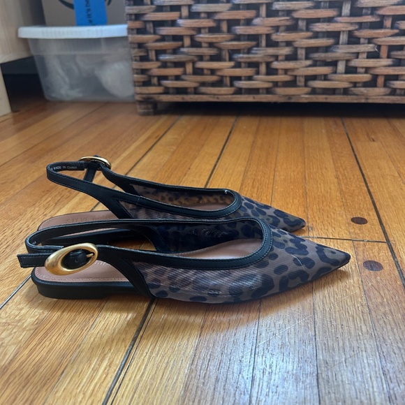 Steve Madden Leopard Flats Size 6 - Picture 2 of 3